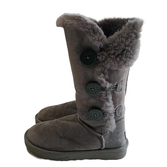 UGG Bailey Button Triplet Boot Size 5 - Picture 3 of 8